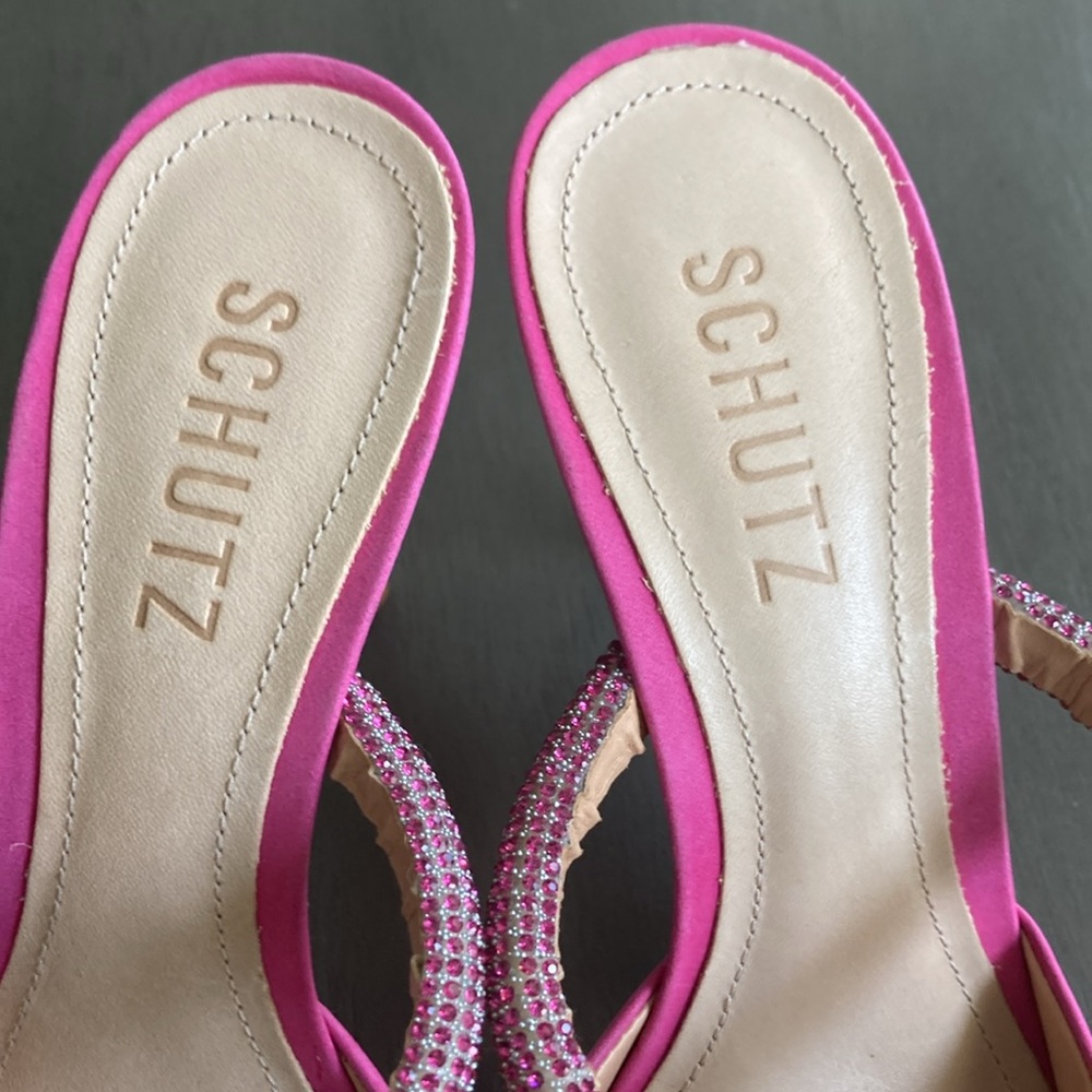 Schutz Pearl Rhinestone - Picture 4 of 9